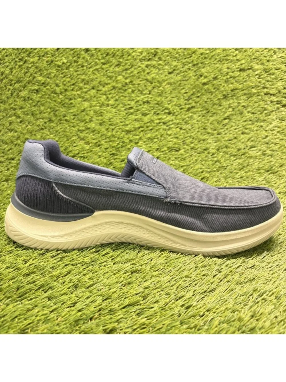 Skechers Hasting Fielden Mens Size 13 Blue White Casual Walking Slip-Ins Shoes